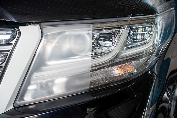 Can a Professional Headlight Restoration Improve Nighttime Driving Safety