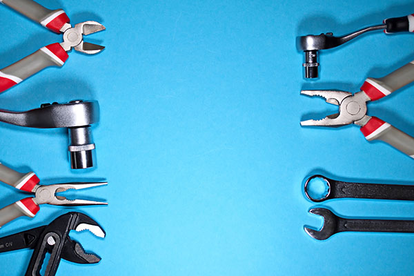 10 Must-Have Tools for DIY Car Maintenance